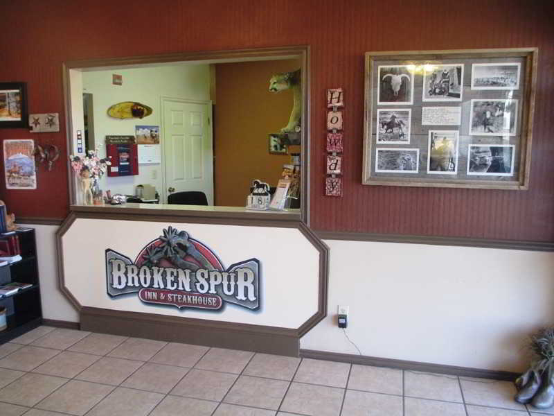 Broken Spur Inn & Steakhouse Торри Экстерьер фото